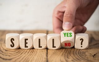 Wooden Dice Spelling Sell Yes or No